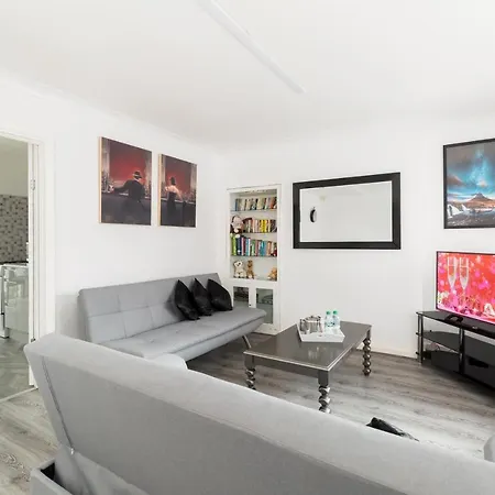 Yarnfield House By Nec Bhx - Free Multi Car Van Parking * Birmingam